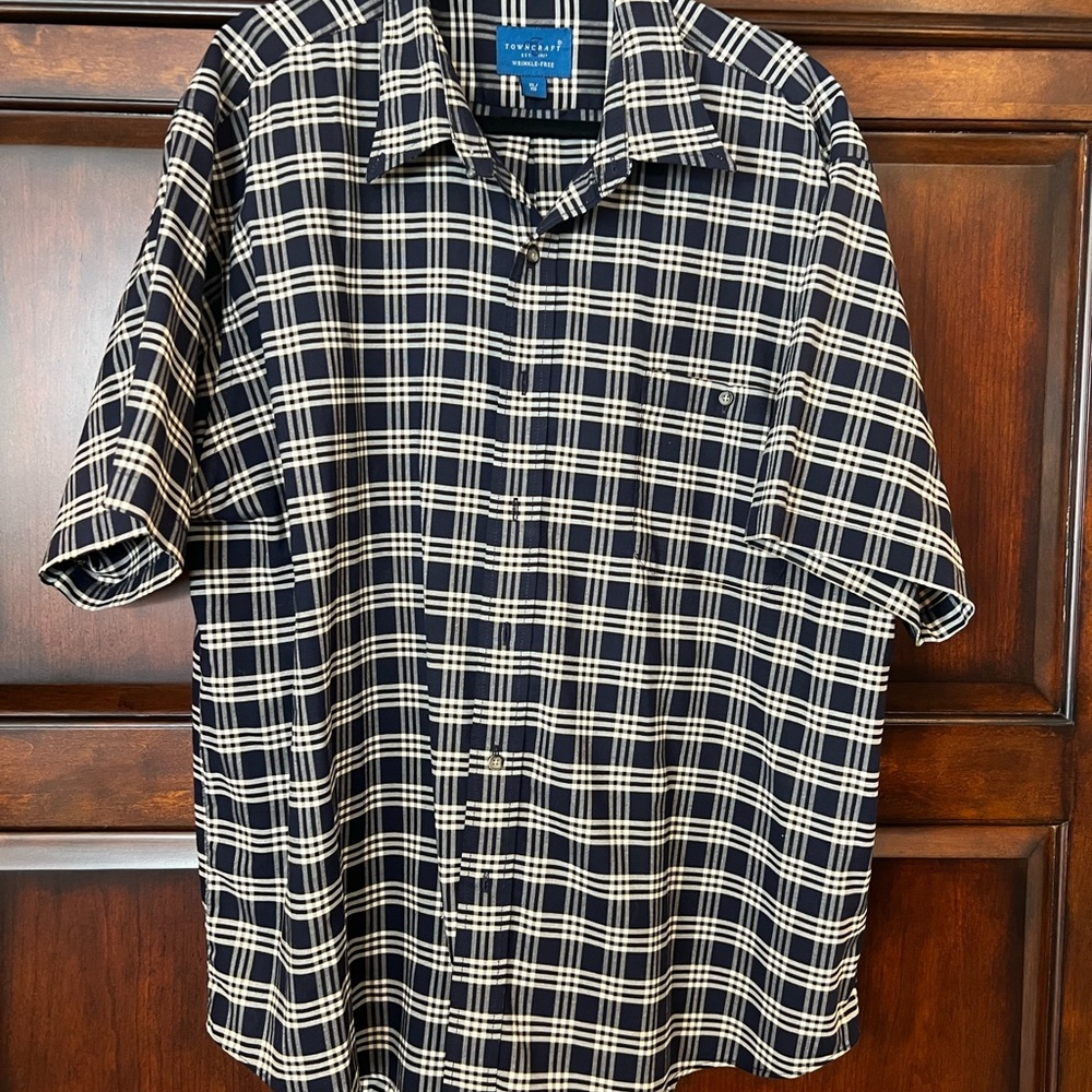 EUC Towncraft Men's Navy and Cream Plaid Shirt XL